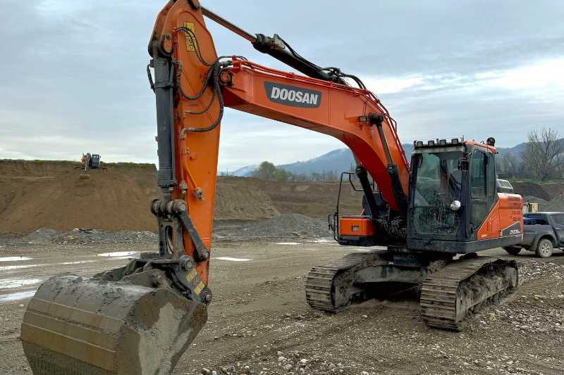 OmecoHub - Immagine DOOSAN DX235NLC-5